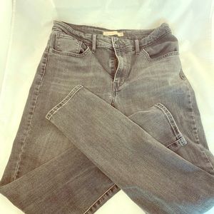Levi high waisted skinny jeans